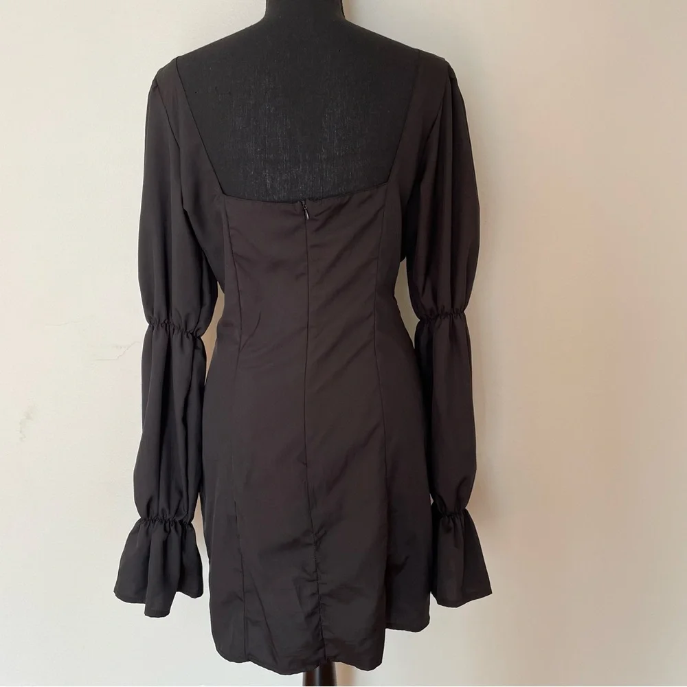 Long Puff Sleeves Square Neck Dress - Picture 3 of 12